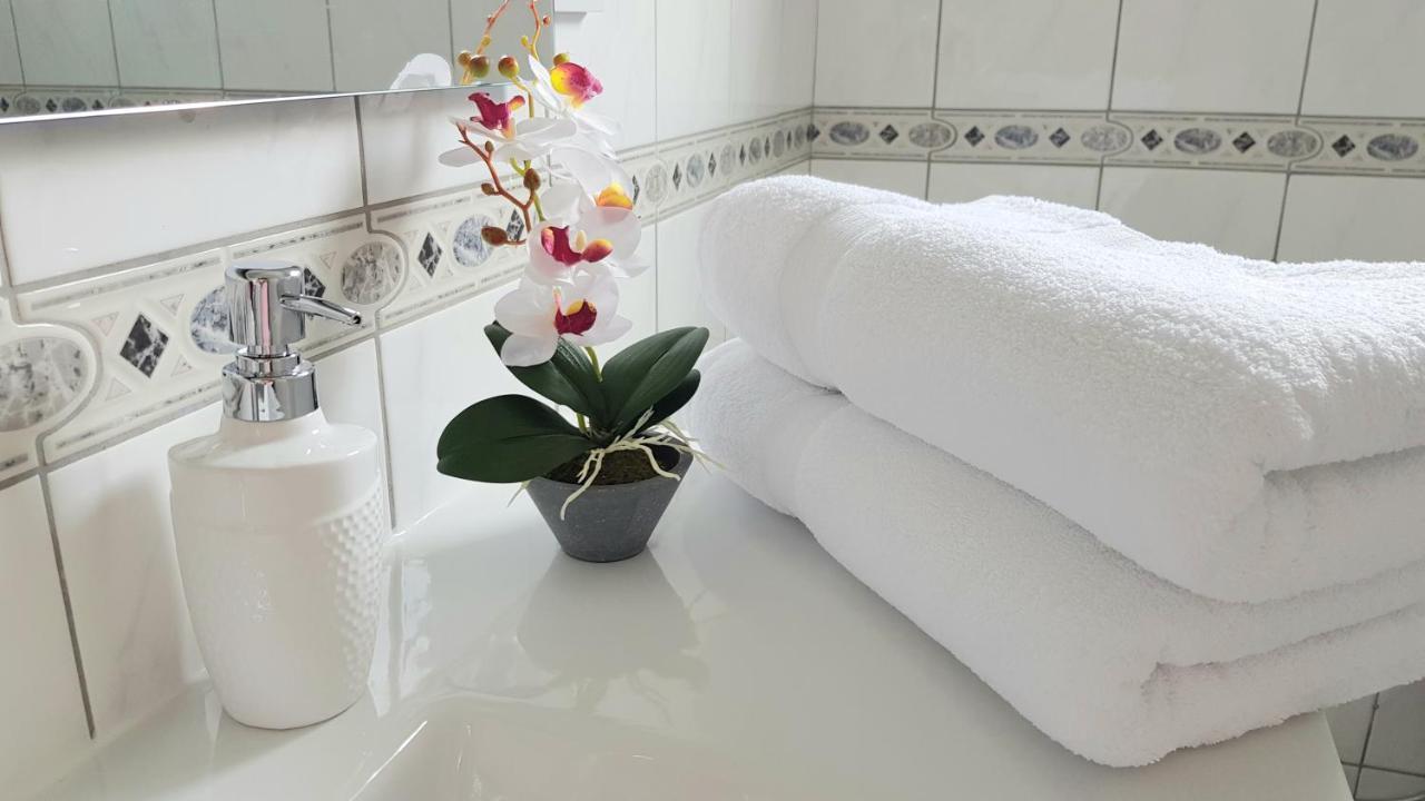 Paradise Gardens IV 2 Bd Amazing Apartment Paphos 外观 照片