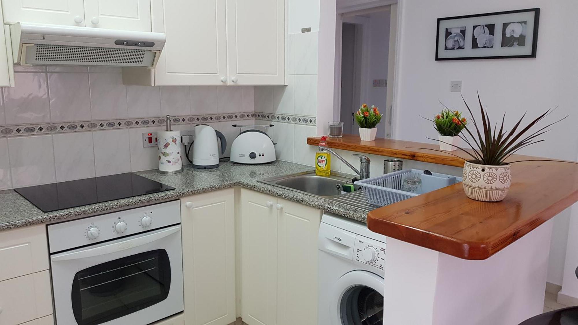 Paradise Gardens IV 2 Bd Amazing Apartment Paphos 外观 照片